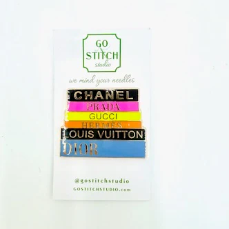 Books Needle Minder