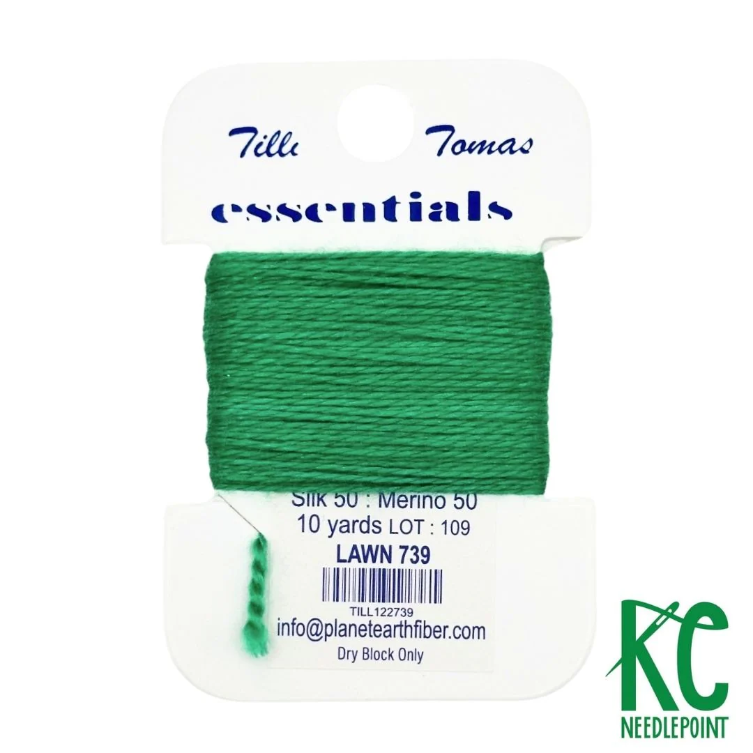 Essentials Card 739 Lawn