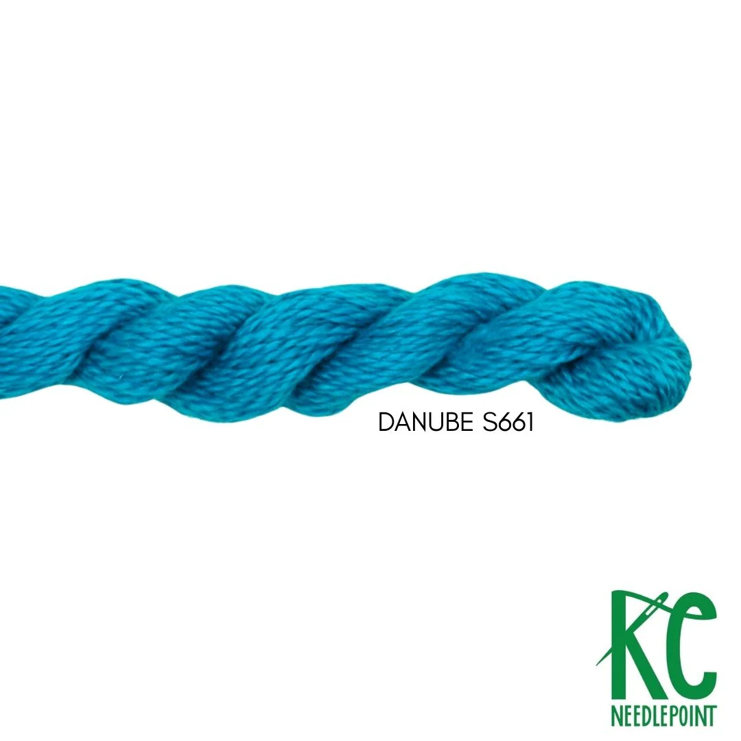 Essentials Skein S661 Danube