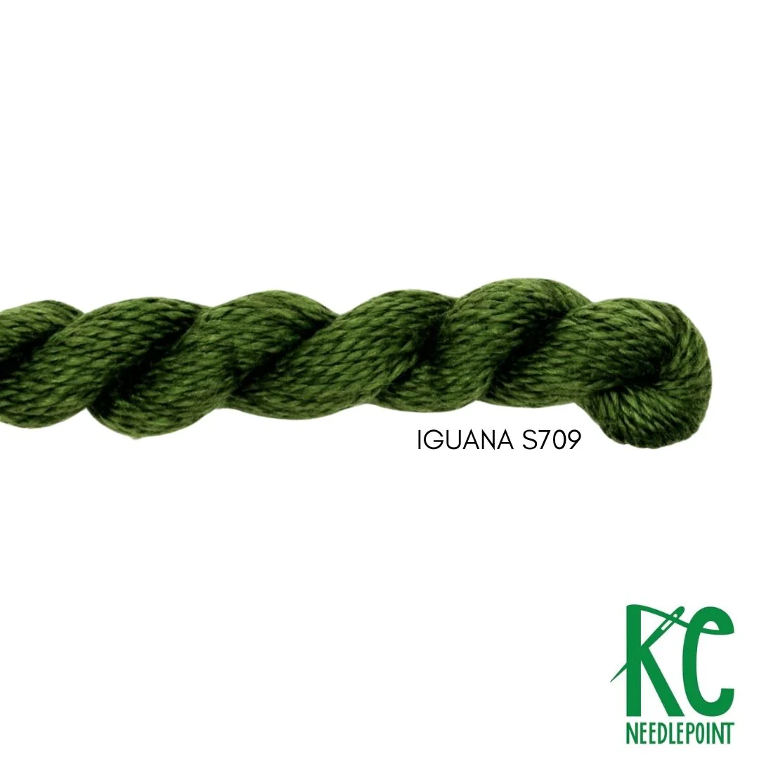 Essentials Skein S709 Iquana