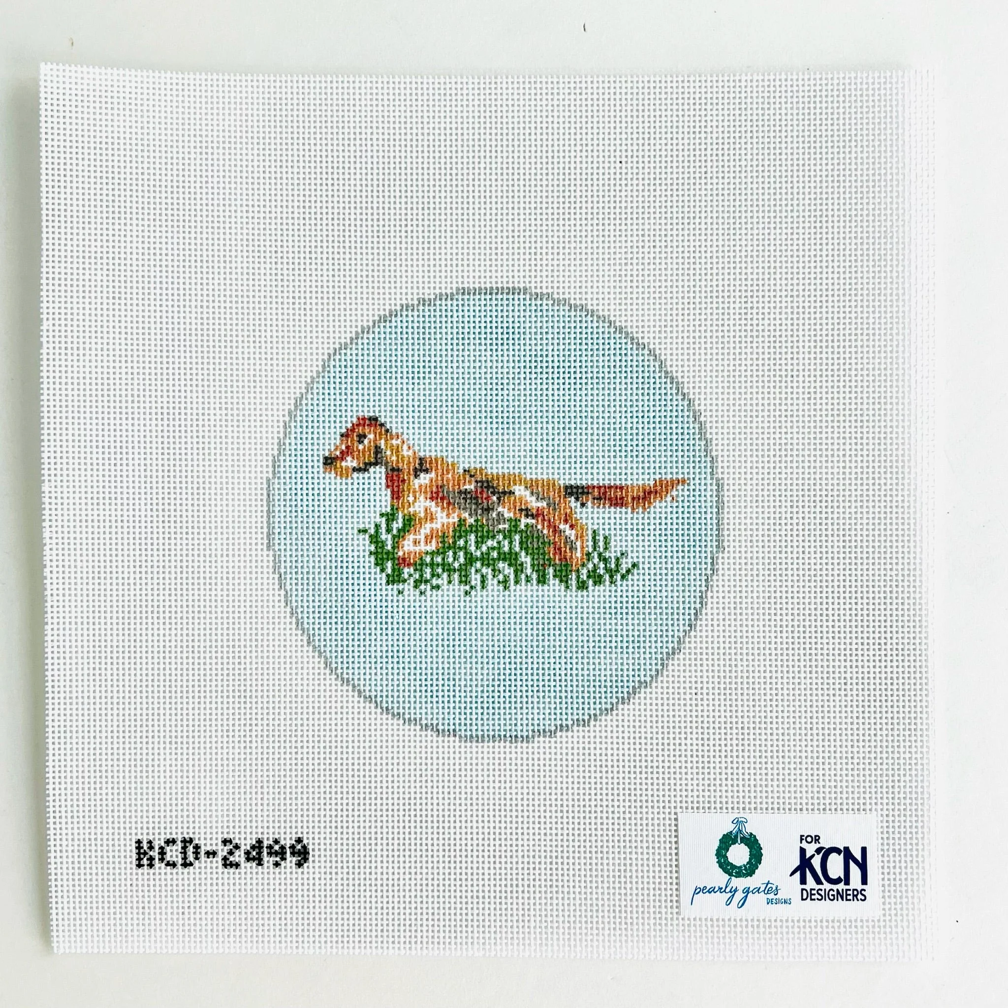 Hunting Retriever Round Needlepoint Canvas
