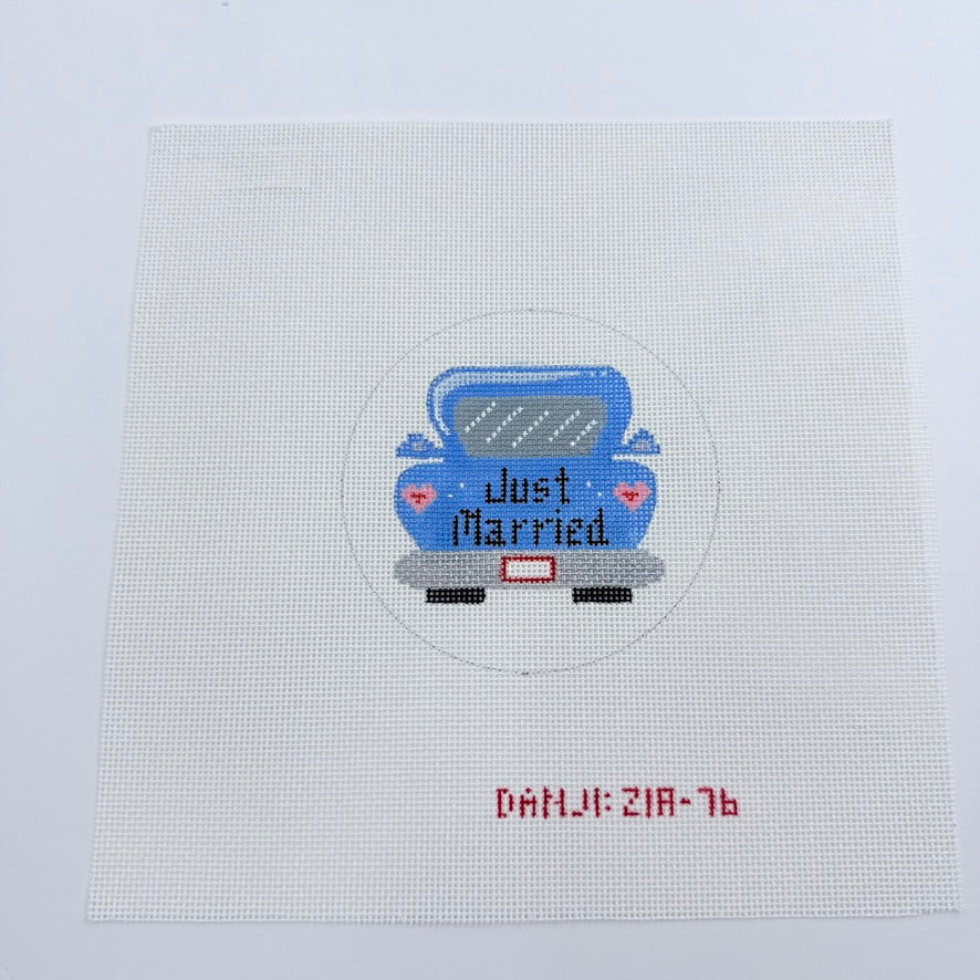 Just Married Car Round Canvas