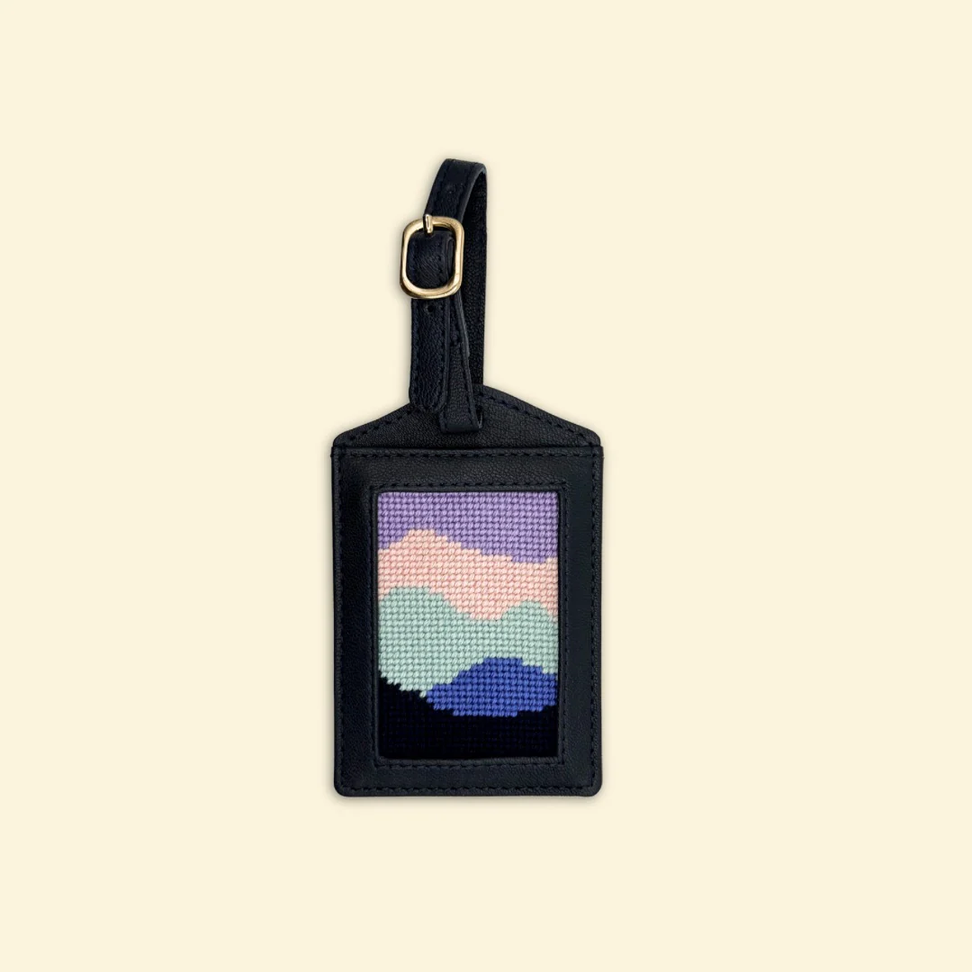 "Call of the Mountains" Happy Stitching All-In-One Luggage Tag Kit - Image 2