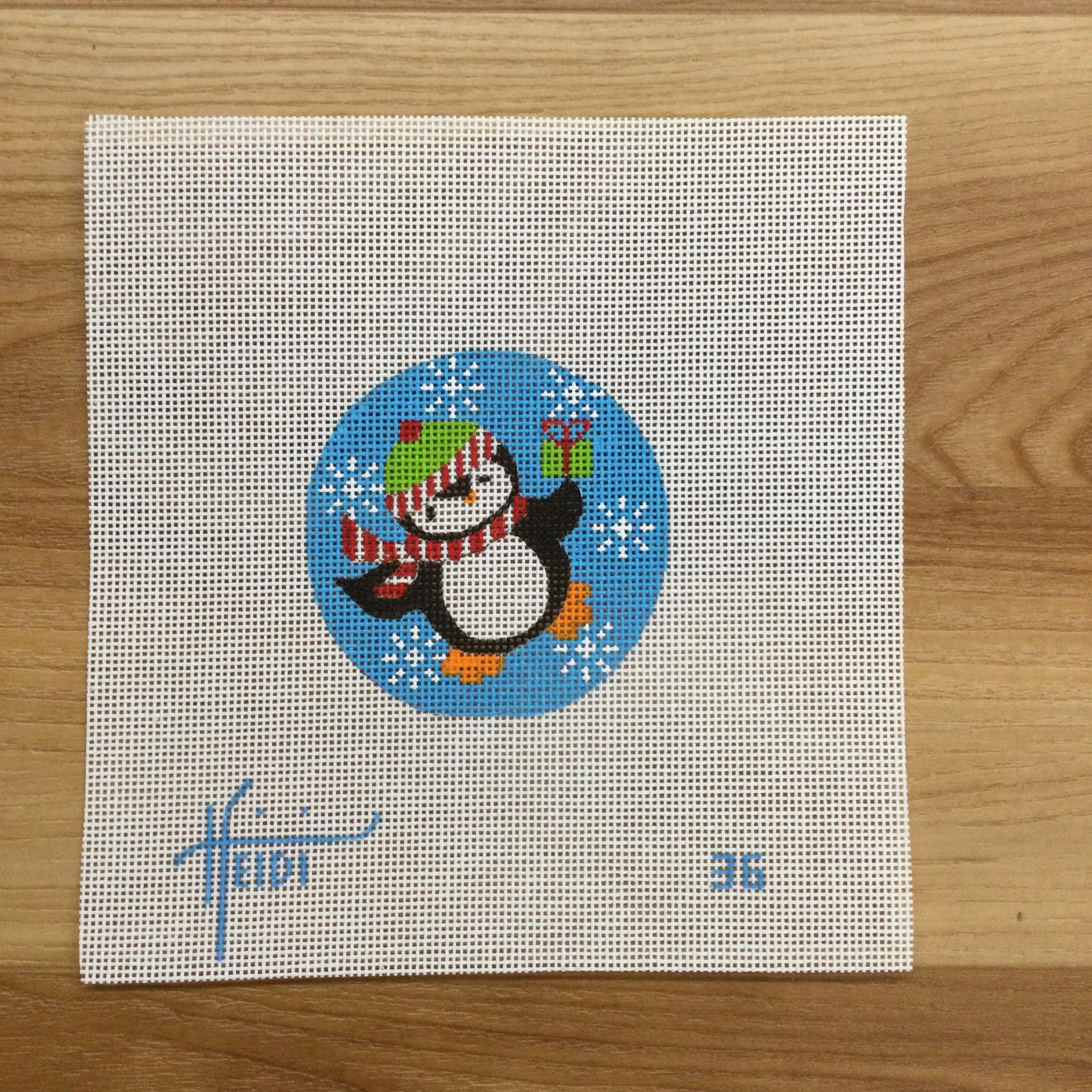 Penguin with Present Round Canvas